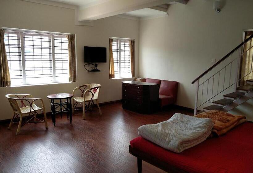 חדר דחוקס עם מיטת קינג, Colonels Inn