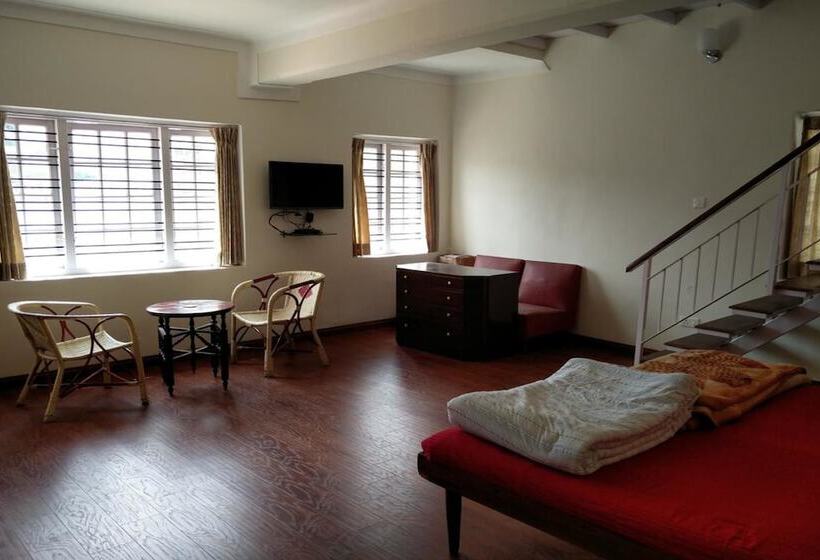 חדר דלוקס, Colonels Inn