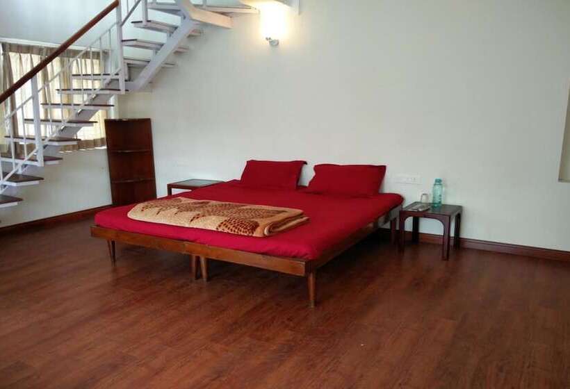 חדר דלוקס, Colonels Inn