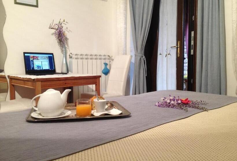 ガーデンビュースタンダードルーム, La Culla Dei Castelli Romani