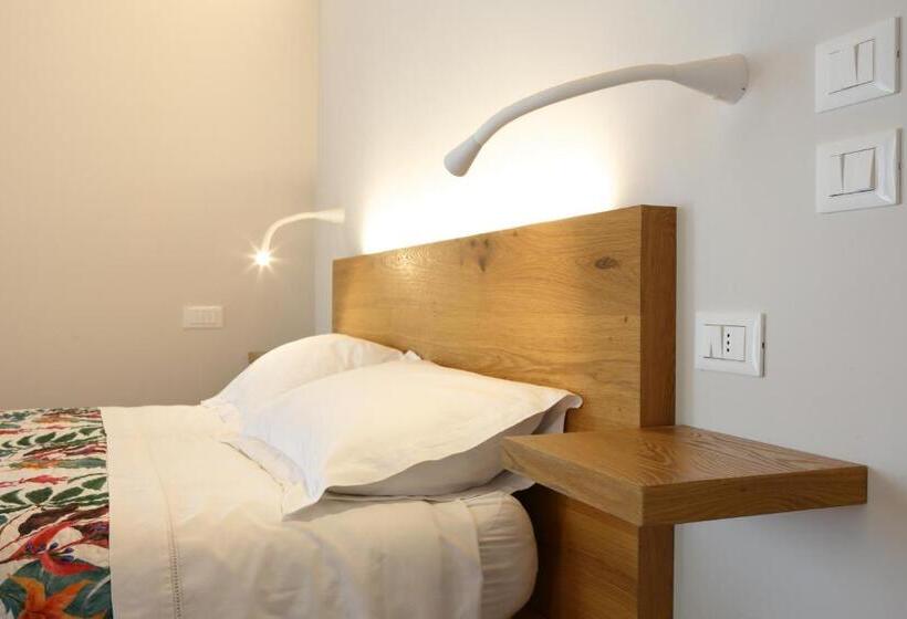 庭の見えるジュニアスイート, Le Zitelle Di Ron