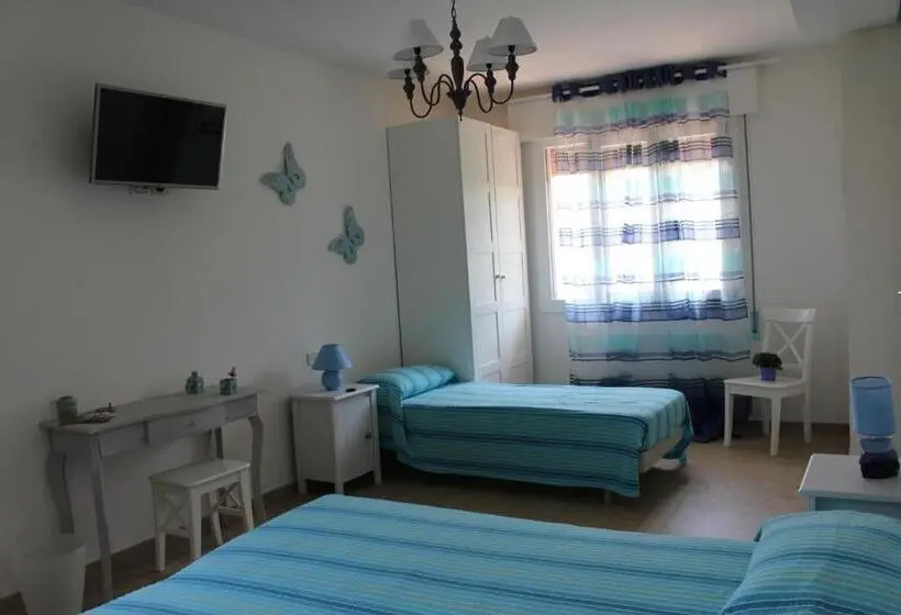 Standard Kolmen Hengen Huone, Marelaguna Rooms