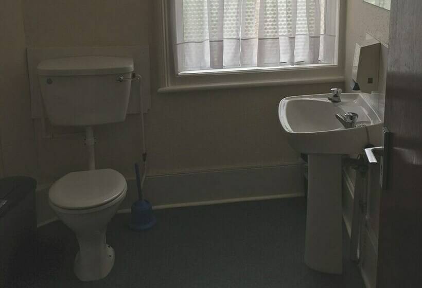 스탠다드 룸 공동 욕실, The Bridge Inn