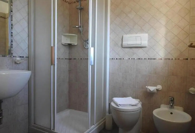 バルコニー付スタンダード４ベッドルーム, Casa Hotel Civitella