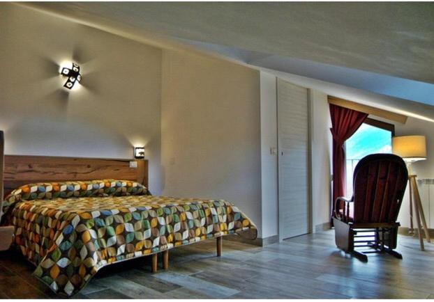 Номер Стандарт Вид на Озеро, Casa Hotel Civitella