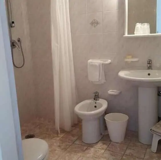 Standard Yhden Hengen Huone, Al Sogno