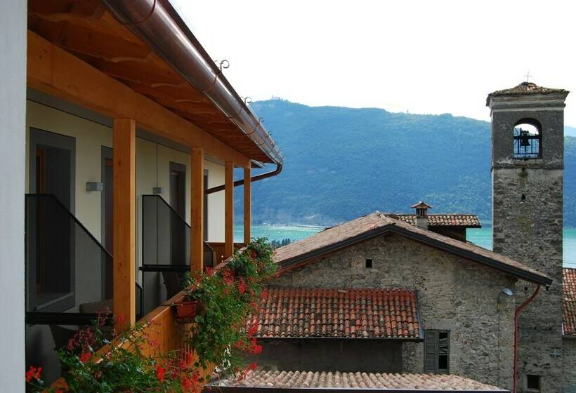 Номер Стандарт Вид на Озеро, Albergo Ristorante Orazio