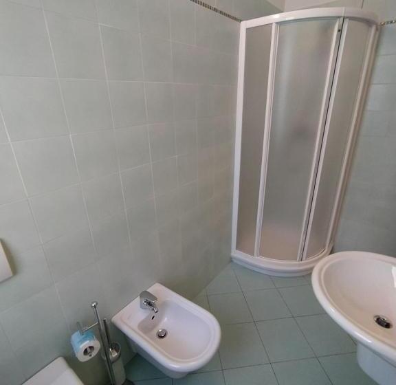 스탠다드 트리플 룸, Albergo Ristorante Orazio