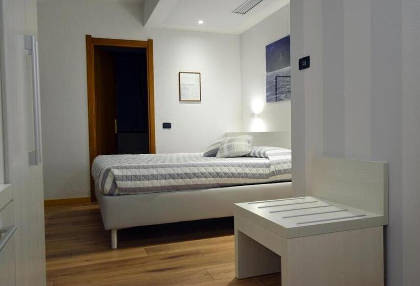 디럭스 룸 호수 전망, Albergo Ristorante Orazio