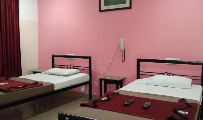 غرفة ديلوكس, Deccan Comforts