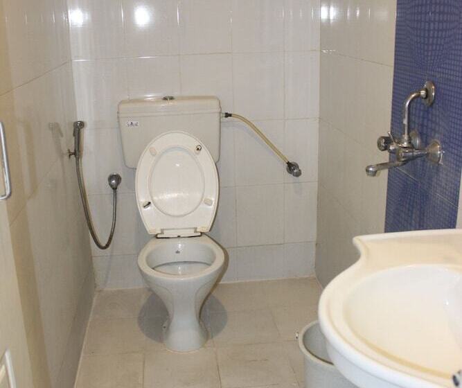 غرفة ديلوكس, Deccan Comforts