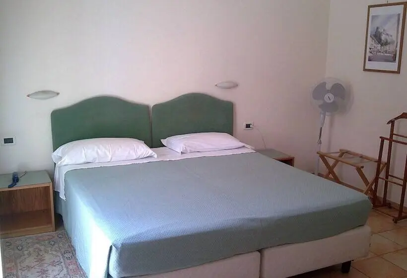 Standard-huone, Pescetto