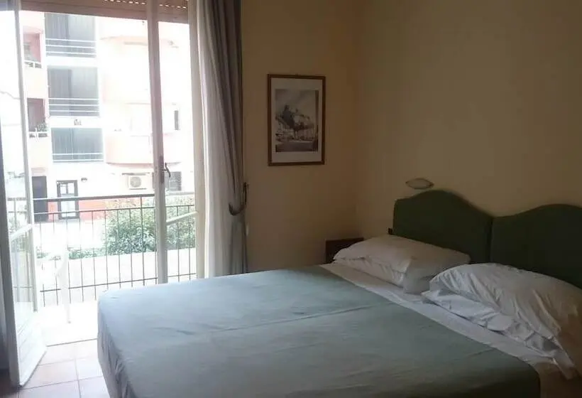 Standard-huone, Pescetto