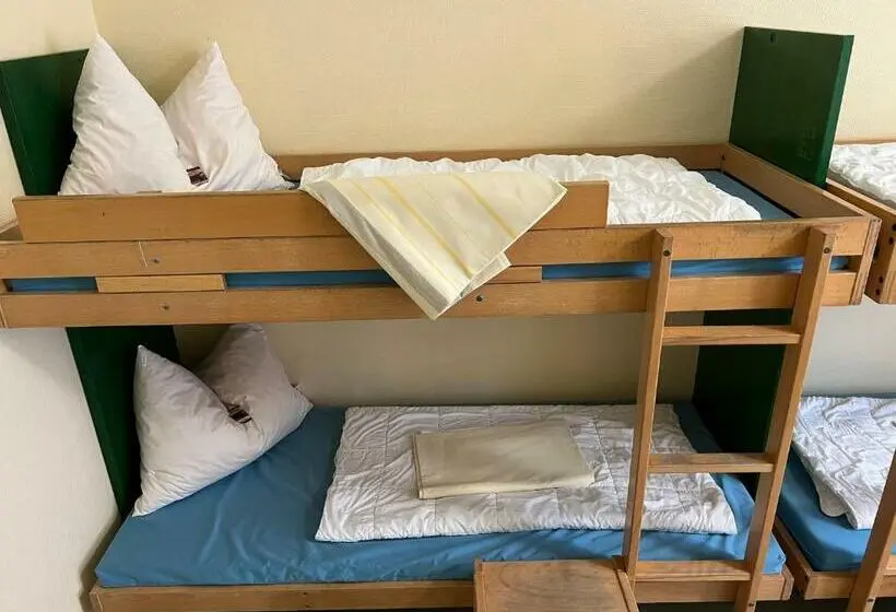 浴室共有スタンダード4人用ルーム, Jugendherberge Otterndorf