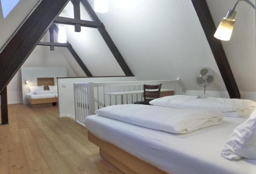 غرفة عائلية, Jugendstilhotel Trifels