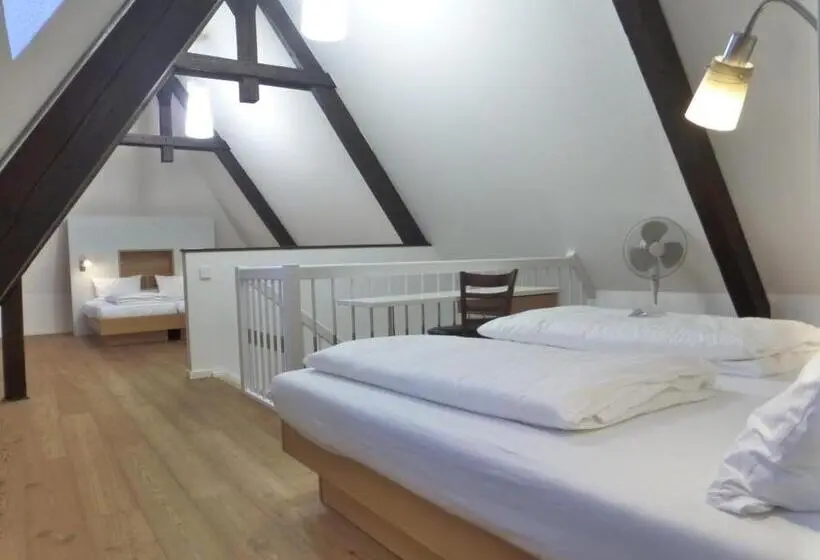 ファミリールーム, Jugendstilhotel Trifels