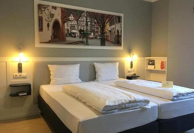 غرفة قياسية, Jugendstilhotel Trifels