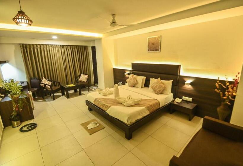Triple Executiva, The Divine Resort Somnath