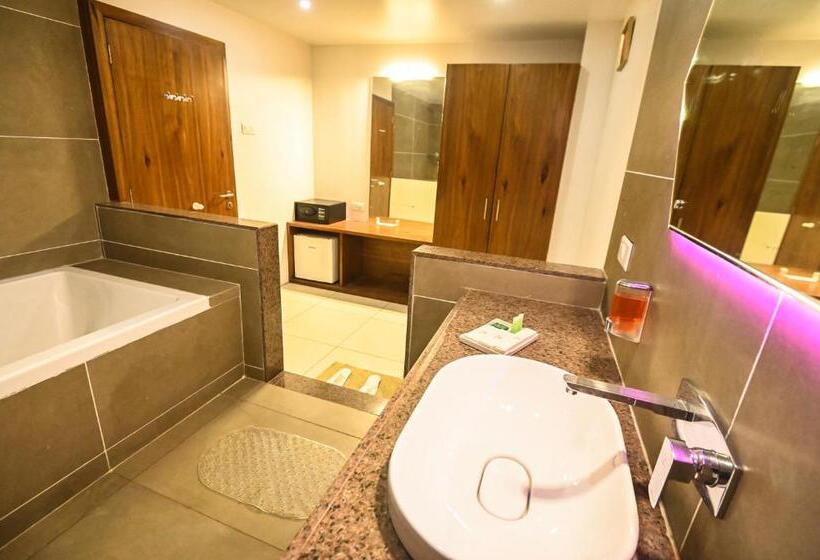 Suite Familiar, The Divine Resort Somnath