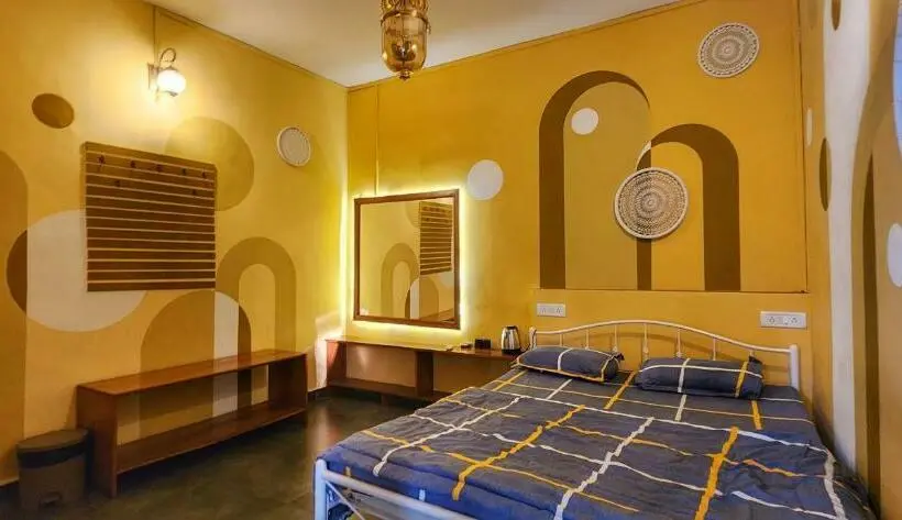 Standardzimmer, Pappi Chulo Vagator