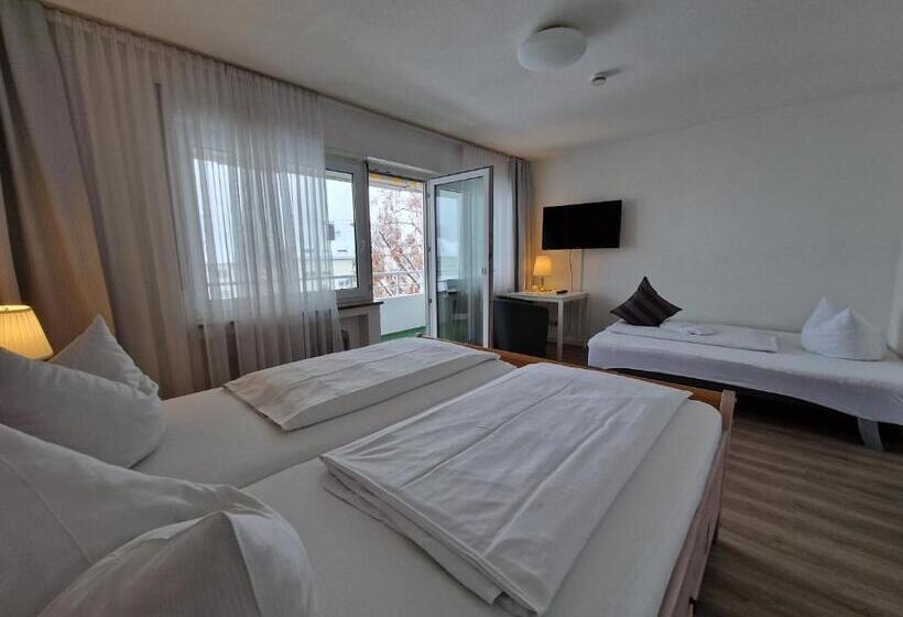 Quarto Familiar, Apart Hotel Freiburg