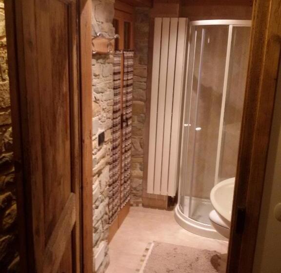 带山景的复式房间, B&b Alla Lanterna