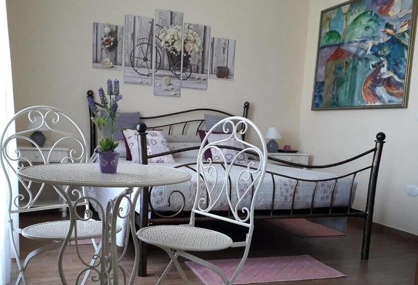 חדר סטנדרט עם מרפסת, B&b La Dolce Sosta