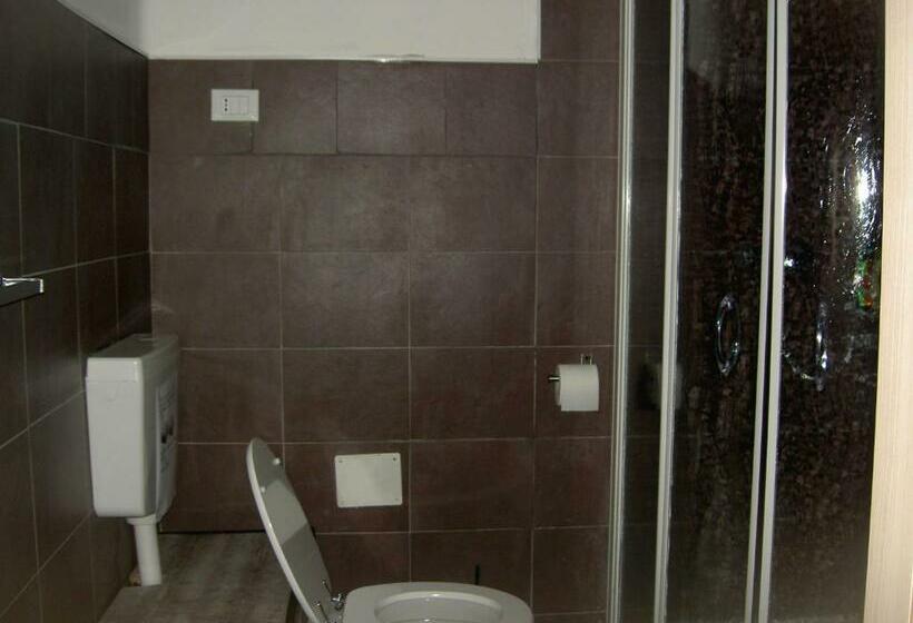 חדר סטנדרט לארבעה, Casa Ale