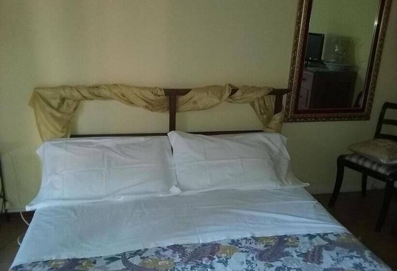 标准间, Casa Virgilio