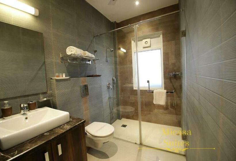 Deluxrum med Balkong, Micasa Suites