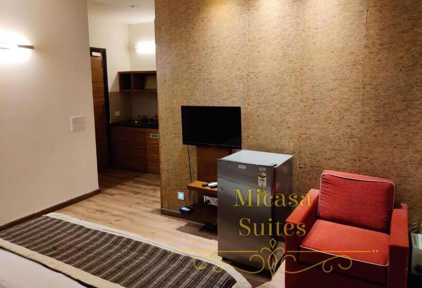 Deluxrum med Balkong, Micasa Suites