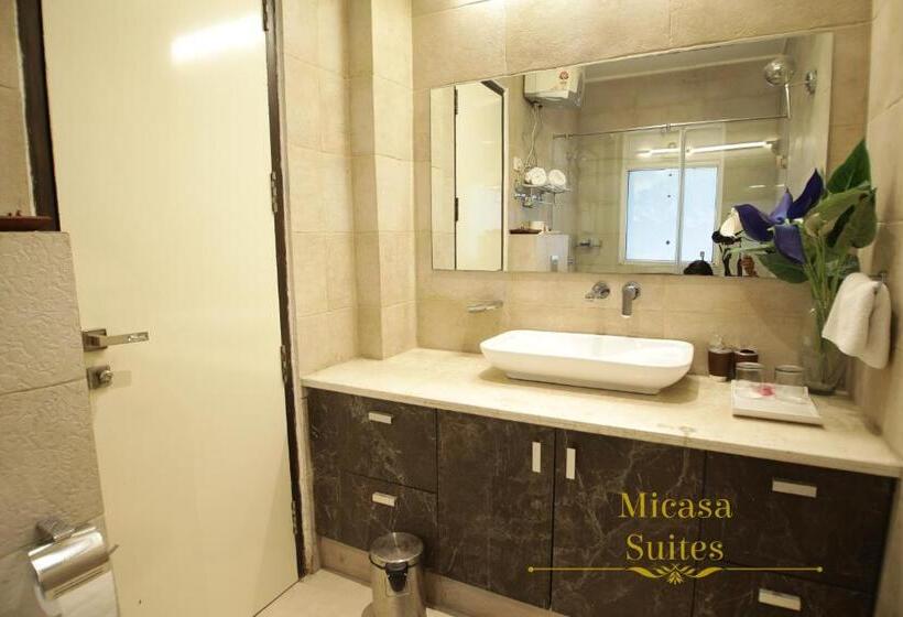 Deluxe Rum Trädgårdsutsikt, Micasa Suites