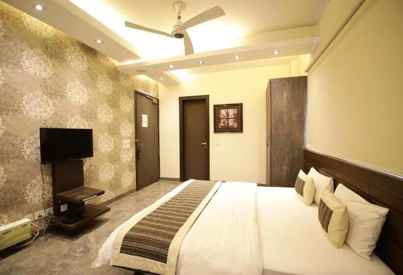 Deluxe Rum Trädgårdsutsikt, Micasa Suites