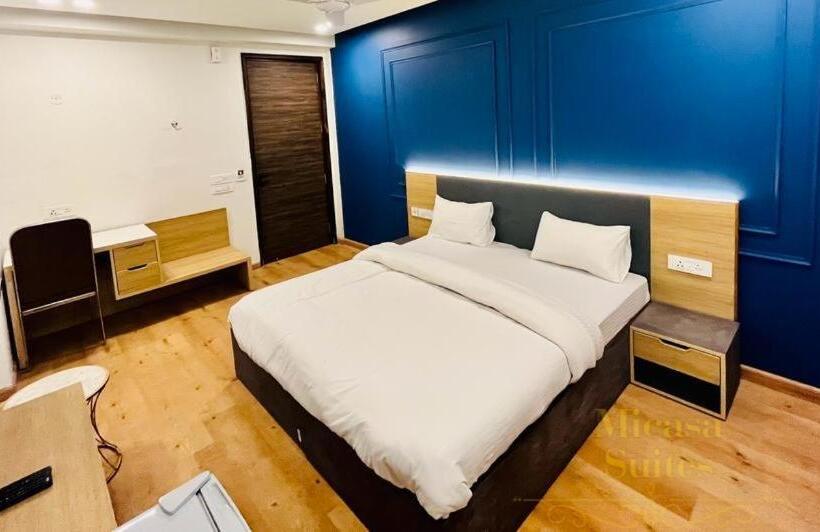 Deluxrum med Balkong, Micasa Suites