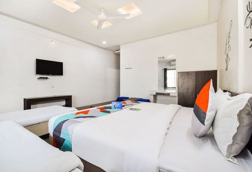 家庭间, Fabhotel Himanshi
