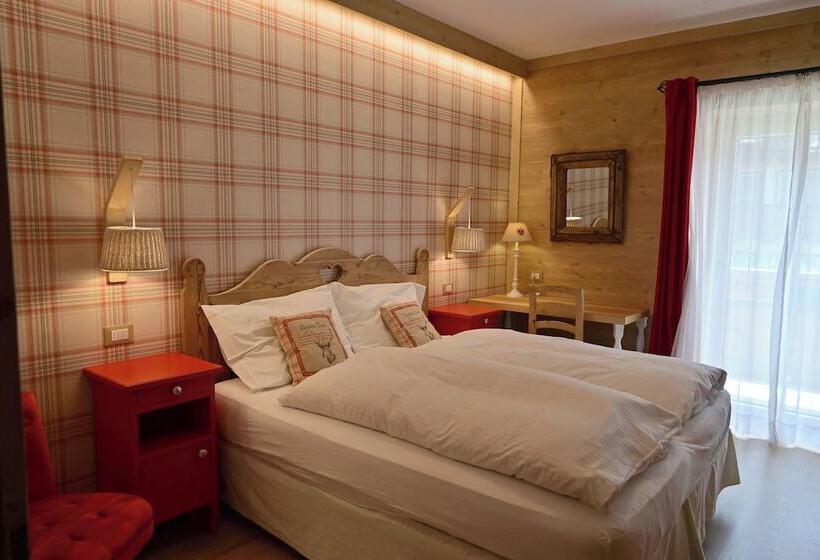 マウンテンビュースタンダードルーム, Albergo Majorka