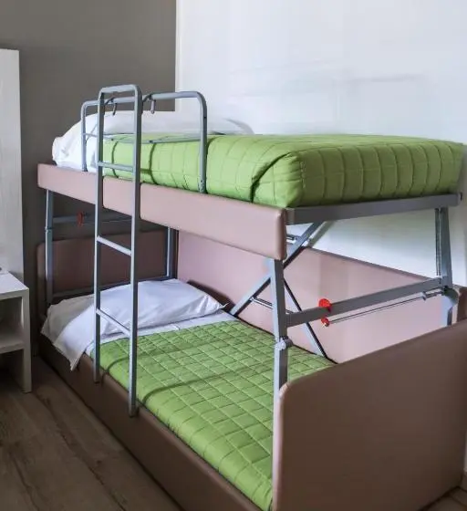スタンダード４人部屋, Albergo Ristorante Belvedere