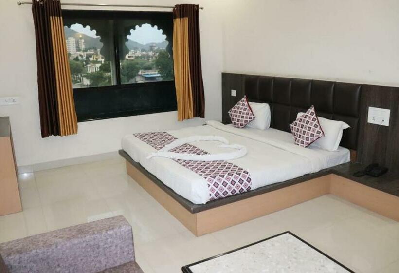 חדר דלוקס, Riddhi Inn