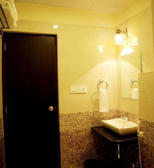 חדר דלוקס, Riddhi Inn