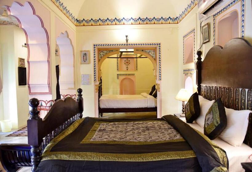 Люкс, Shahi Palace Mandawa