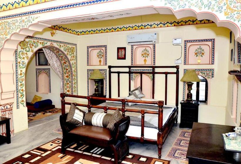 Люкс, Shahi Palace Mandawa