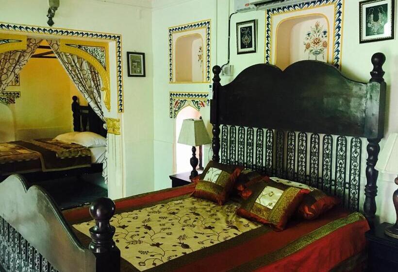 Люкс, Shahi Palace Mandawa