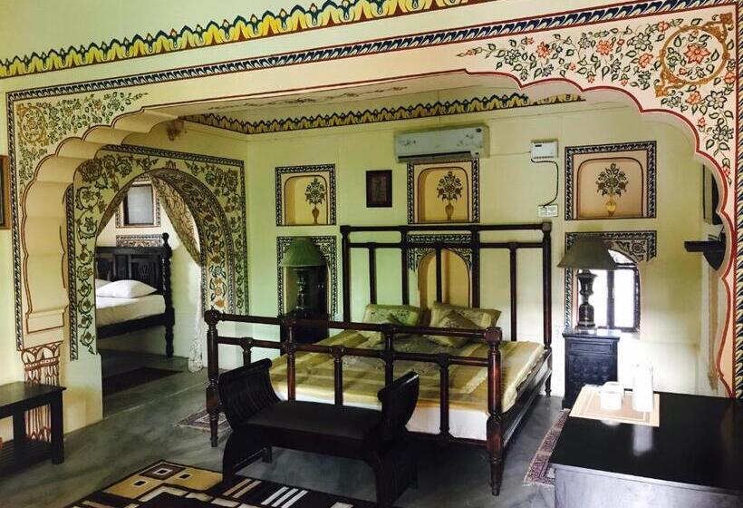 Люкс, Shahi Palace Mandawa