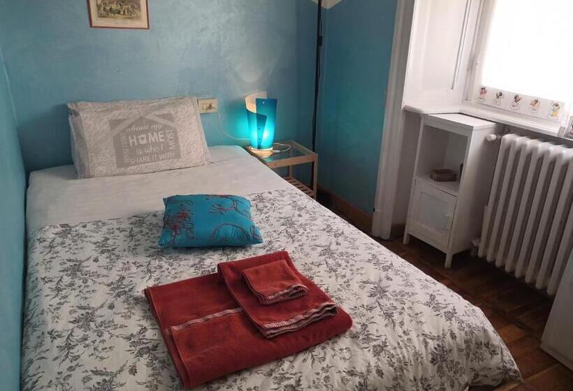 اتاق استاندارد یک نفره, Invilla B&b