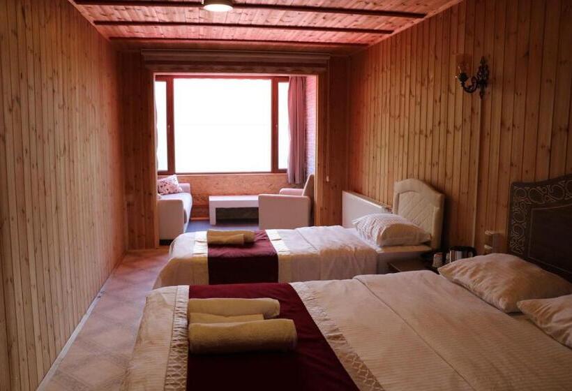 اتاق استاندارد سه نفره, Kar Hotel Uzungöl