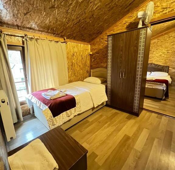 اتاق استاندارد چهار تخته, Kar Hotel Uzungöl