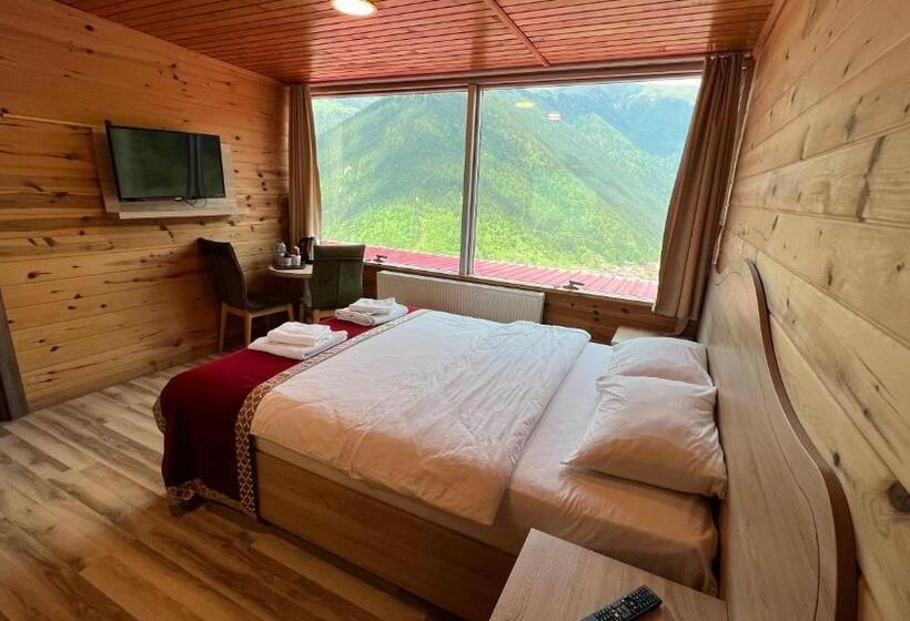 اتاق خانوادگی, Kar Hotel Uzungöl