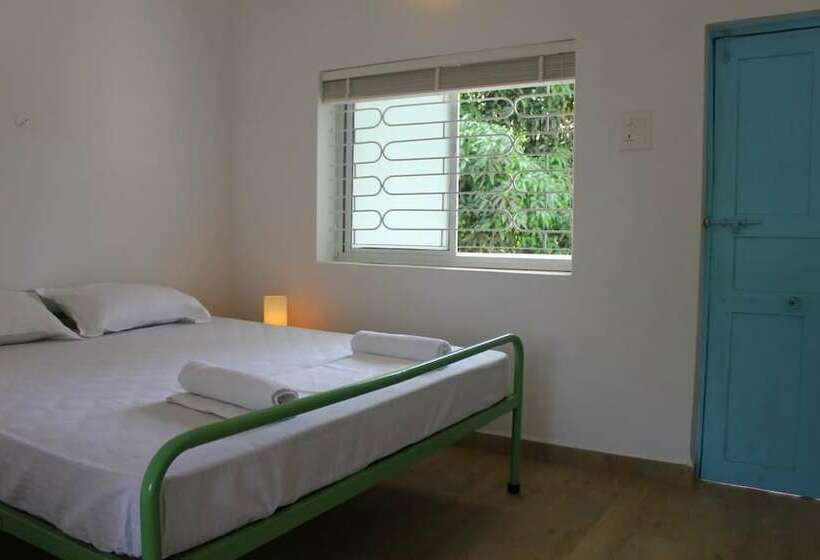 Quarto Estandar, Summer By Thehostelcrowd
