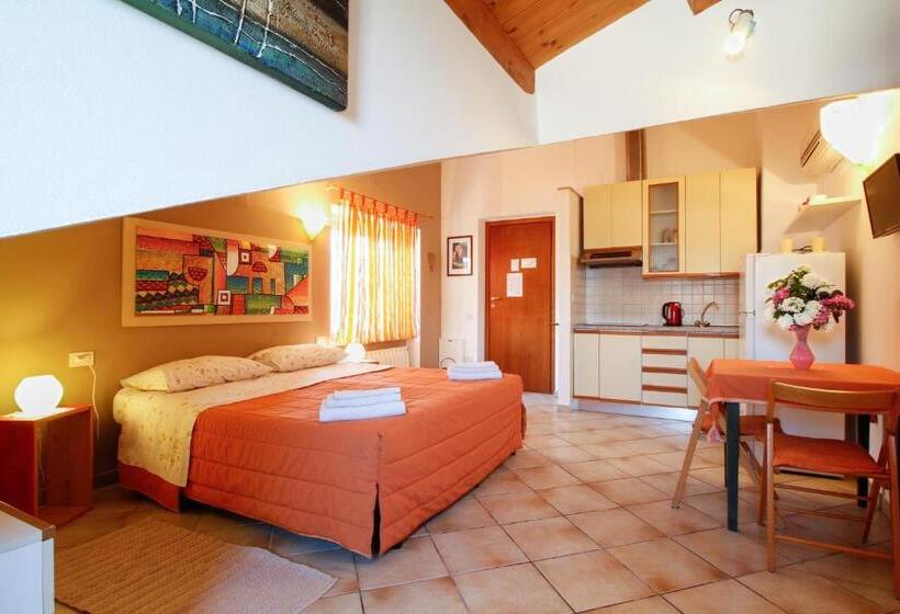 标准工作室, B&b Dimora Morelli