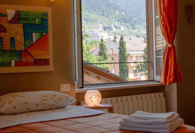 스탠다드 스튜디오, B&b Dimora Morelli